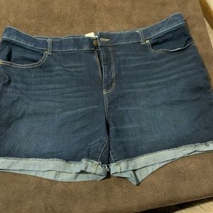 24w dark Jean shorts